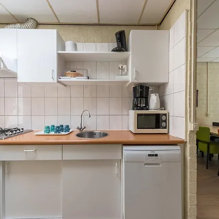 Holiday home Well-kept With Fireplace, 4 Km From Valkenburg *