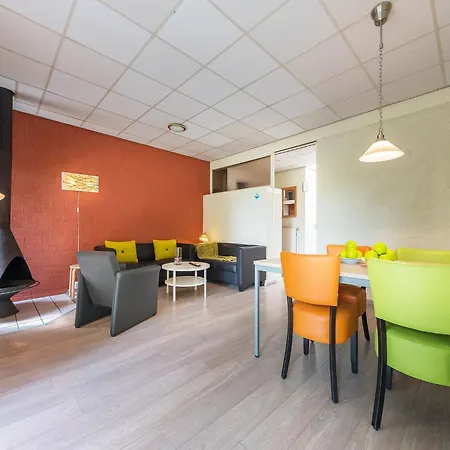 Holiday home Well-kept With Fireplace, 4 Km From Valkenburg Walem