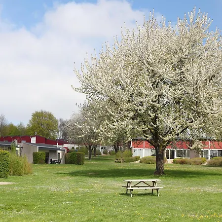 Well-kept With Fireplace, 4 Km From Valkenburg Holiday home *